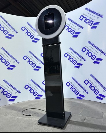 totem-ring-light-big-0