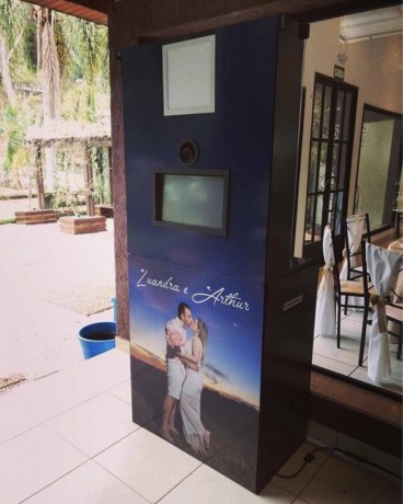 cabine-fotografica-2x1-cabine-e-totem-big-1